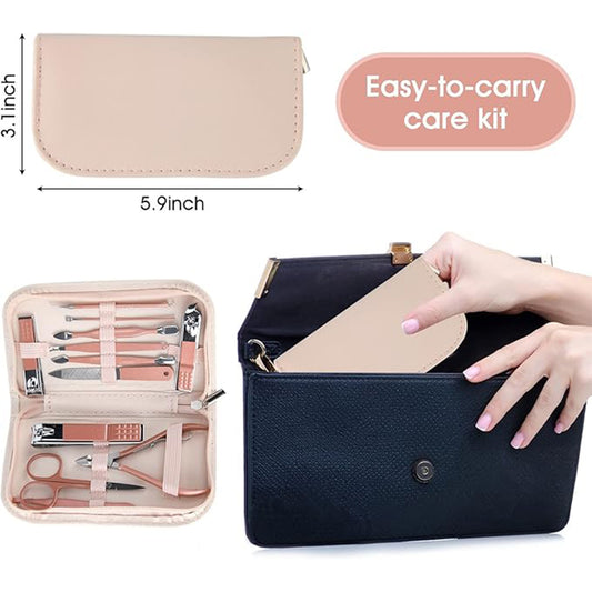 Autera PrecisionClip Easy-to-carry care kit with a compact design and essential tools for nail care.