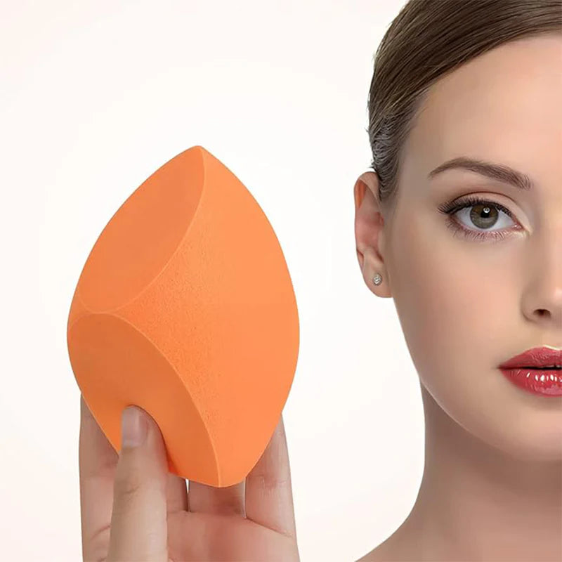 Autera BlendPro makeup sponge for even and natural application, perfect for foundations and creams.